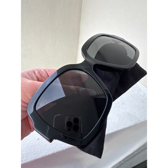 Chanel 5479 501/S4 Sunglasses Polished Black/Gray Lens w/ Gold Heart CC Logo - Picture 9 of 15